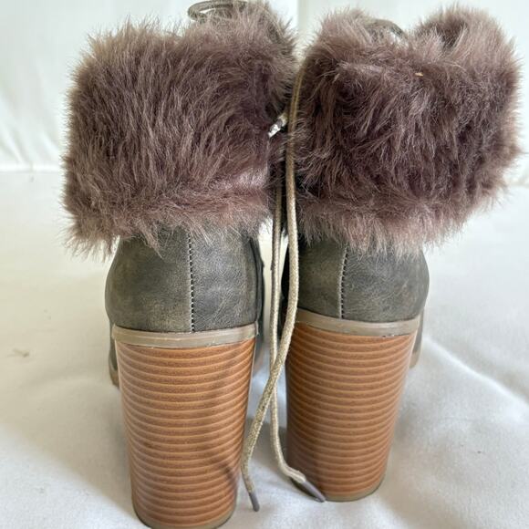 Leila Stone Faux Fur Heel Boots 6.5 Lace Up Brown Beige Ankle Booties Glam - Picture 2 of 6